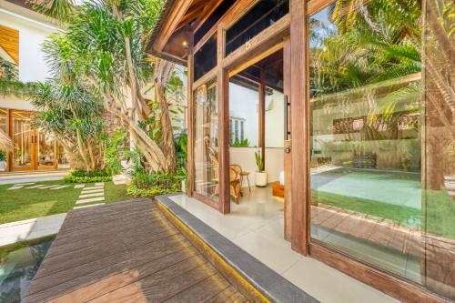 Villa Chicago Brand new 7 BDR private pool - image 2