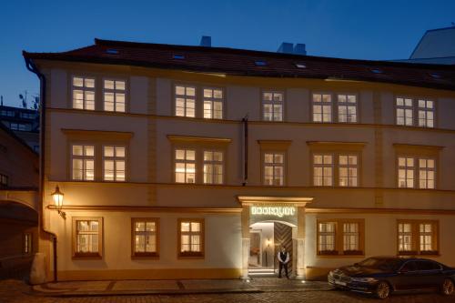 Exterior view, Hotel BOOKQUET near Lesser Town