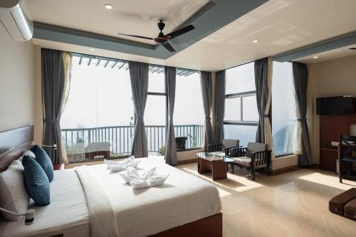 Avadale Idukki - Stag Groups Not Allowed in ไอดุกกี