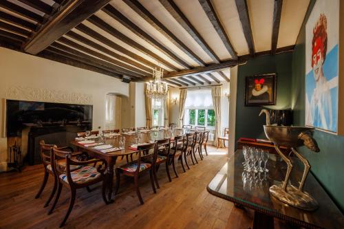 Hill House Norfolk in Saxlingham Thorpe