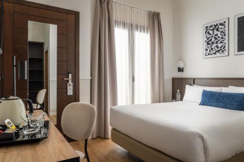 BYPILLOW Sinfonía Room Type - Double Room with Patio