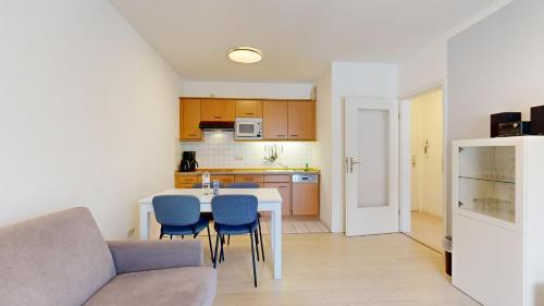 One-Bedroom Apartment with Balcony