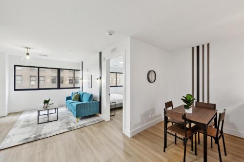 Market View Residence 601 I 1 Bedroom 1 Bathroom thumb 2