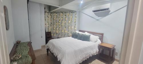 Charming 2BR with Ocean View