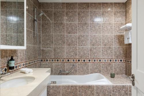 Safi Blues 3 BR Apartment - image 12
