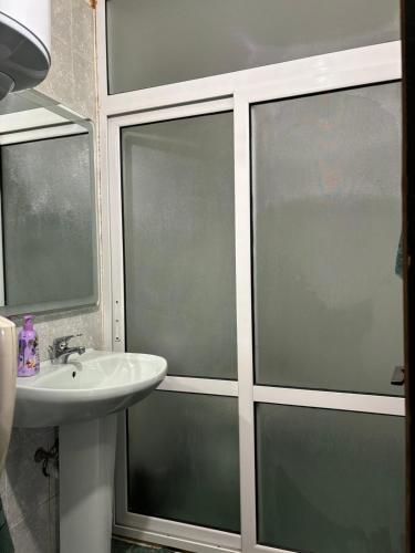 Апартамент 8