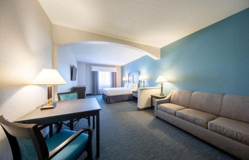 Exploria Express by Exploria Resorts - image 4
