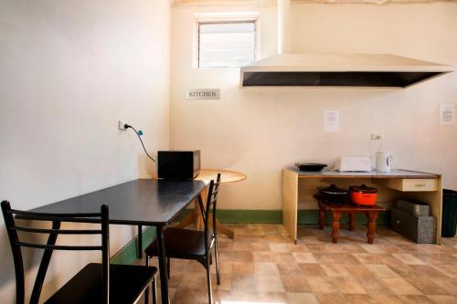 مطبخ, Melton Hotel Auburn in حديقة سيدني الأولمبية