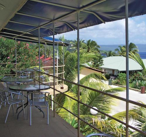 Pub/Lounge, VQ3 Lodge in Christmas Island
