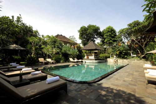Sri Ratih Cottages - 스리 라티 코티지 - 정원