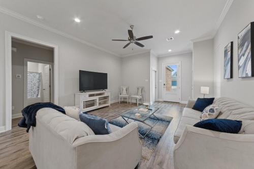 . Cajun Stays-Adry Lane Home in Youngsville