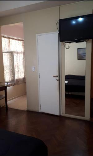 Hotel Suipacha Inn, a 100 mts del obelisco y a 100mts de Av Corrientes