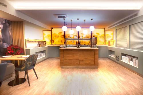 Food and beverages, Gran Versalles in Chamberi