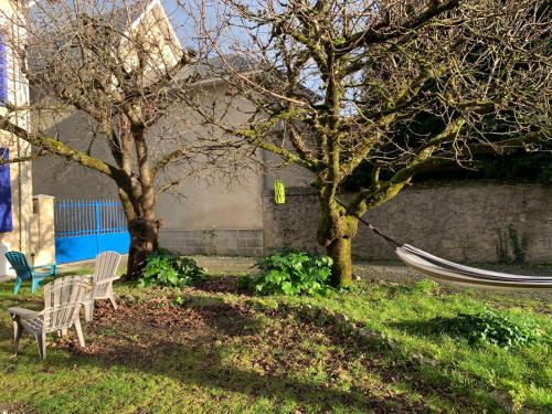Appartement avec jardin in Loures-Barousse