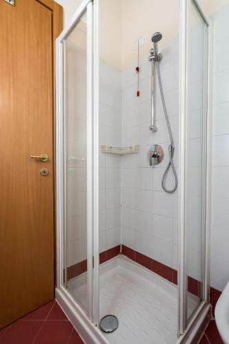 Studio - Split Level image 8