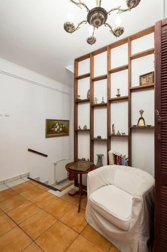 Flowers Grand Hotel Bucharest 5