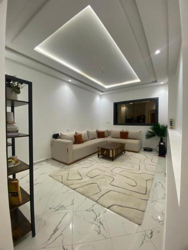 Appartement luxueux , bâtiment réservé aux voyageurs Appartement luxueux , bâtiment réservé aux voyageurs