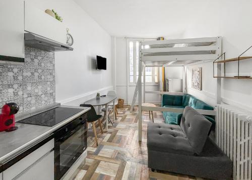 Palvelut, Studio rénové, cuisine équipée (Studio renove, cuisine equipee) in La Courneuve