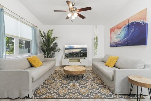 Island Bungalow - Ideal Location!