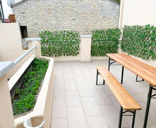 parveke/terassi, Studio rénové, cuisine équipée (Studio renove, cuisine equipee) in La Courneuve