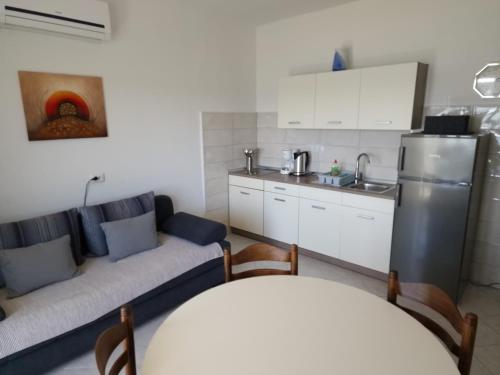 Apartmani Neda in ราบ