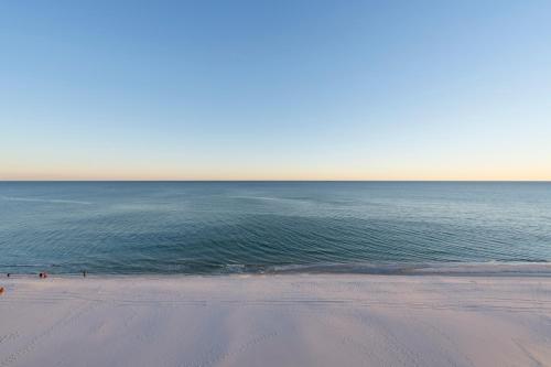 Holiday Home image 9