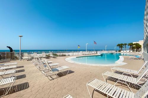 OCEAN HOUSE II 2201 near Bahama Bobs Beach Side Cafe