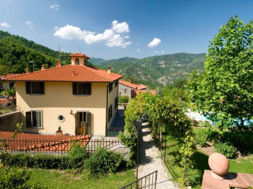 Вхід, Villa La Fonte 13 in Сан-Годенцо