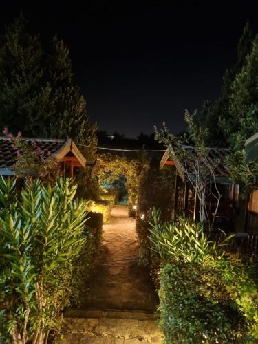 Çakıl Restoran ve Bungolov Çakıl Restoran ve Bungolov