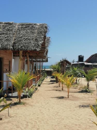 Amwaj Blue Cabana Arugambay in Arugam Bay