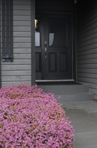 Sweet home at Sunnyside - Room 3 in Surrey, Canada
