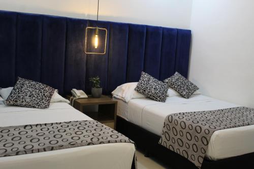 Hotel Merlott Lleras, Медельин (фото 7)