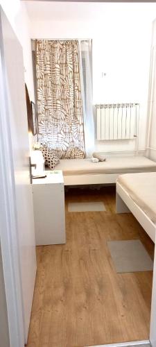 Rooms & Apartments Miavik in Savski Venac