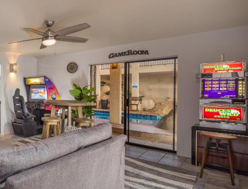 INDOOR Pool , AMAZING Views, Game Room, Gym & more, Tucson (fotografie 10)