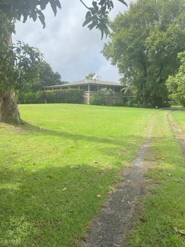 Bejárat, Greenfields in Fernmount