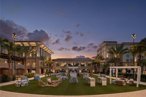 Meeting room / ballrooms, Gaylord Palms Resort & Convention Center near Back Bay Bar and Grill