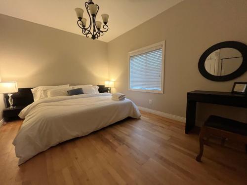 King and Queen rooms -J&J Chilliwack