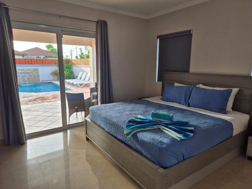 Westpunt Holiday Home