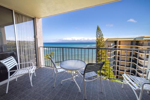 One-Bedroom Ocean View image 4