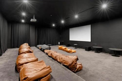 الأنشطة, New & Rated Free Spa, Gym, Parking & More in بلكونين