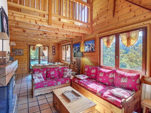 Chalet cosy 10 pers à La Clusaz, parking et WiFi inclus - FR-1-818-37 - Location, gîte - La Clusaz