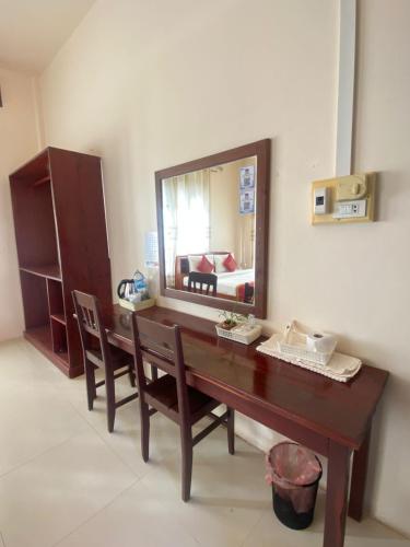 Facilities, Golden Hotel Dondet in Muang Khong