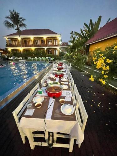 Golden Hotel Dondet in Muang Khong