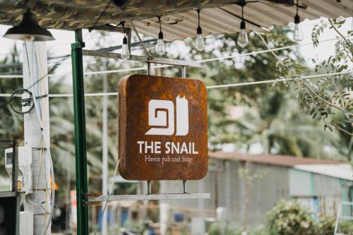The Snail Haven Pub And Stay - Con Dao