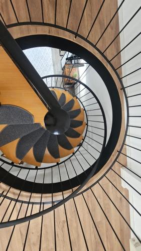 Wohlfühlapartment - 3 Schlafzimmer - Dachterrasse - kostenlos parken (Wohlfuhlapartment - 3 Schlafzimmer - Dachterrasse - kostenlos parken) in 斯泰特费爾德