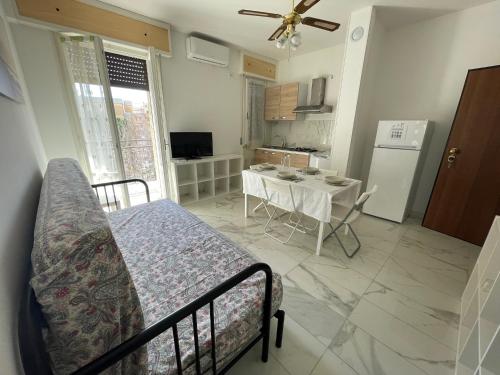 2 bedrooms, 4 beds