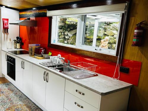 Mutfak, Conlan Springs Cottage in Queenstown