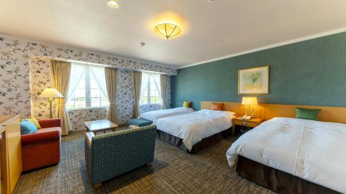 room detail thumbnail 1