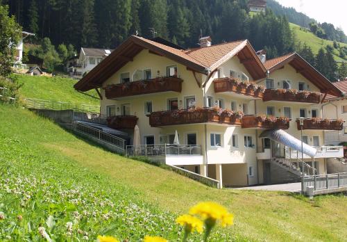 Apparthotel Sonnwies - Accommodation - Selva dei Molini