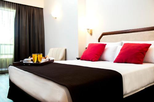 1 double bed